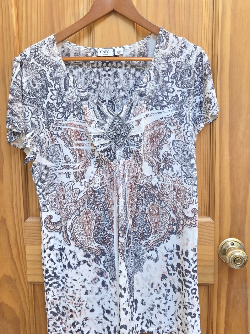 CATO White Paisley and Animal-Print Short Sleeve V-Neck Top with Jewel Accent